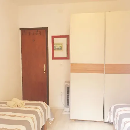 Roko Apartment Podstrazje